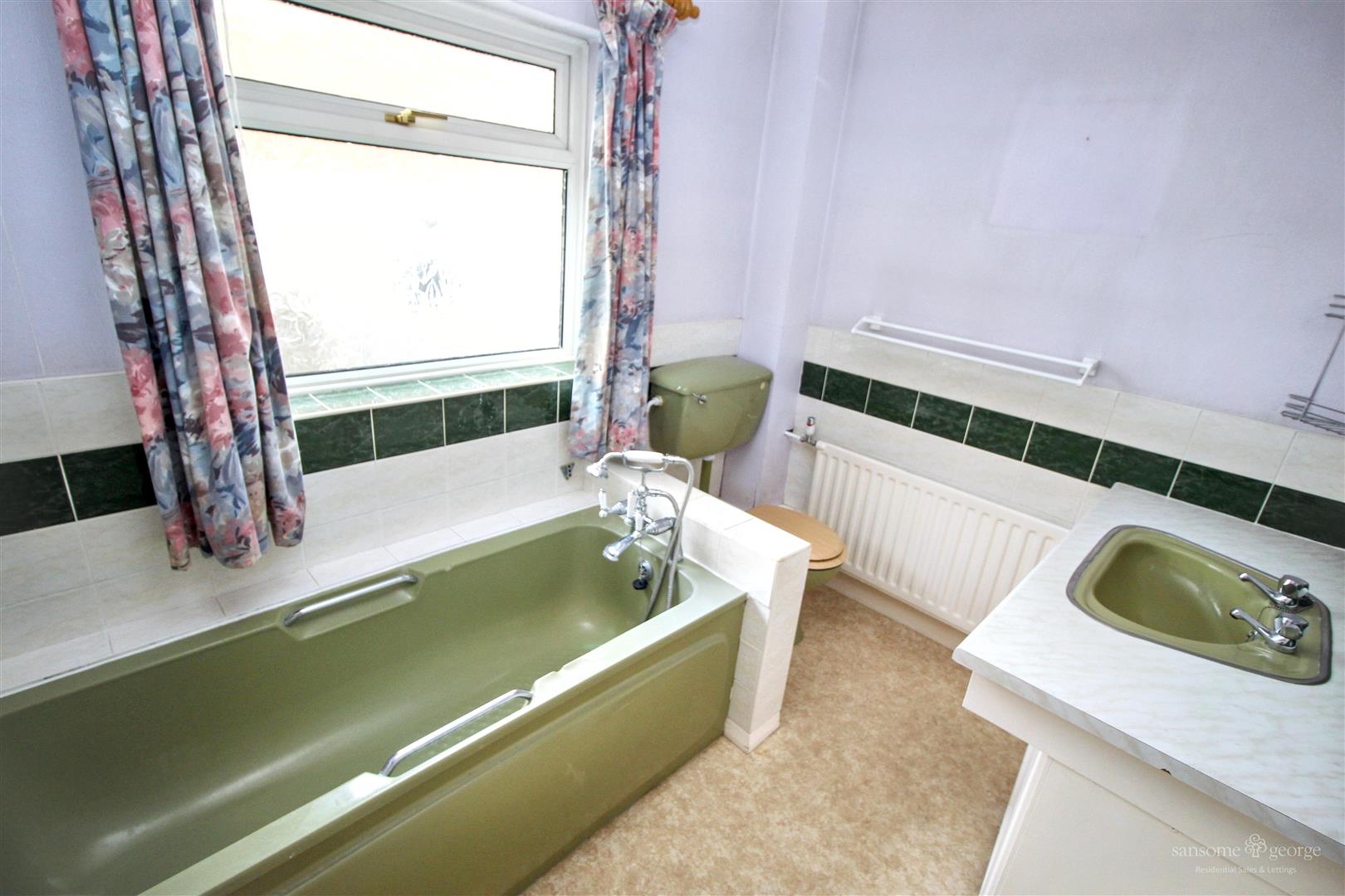 Chapel Hill, Tilehurst, Reading